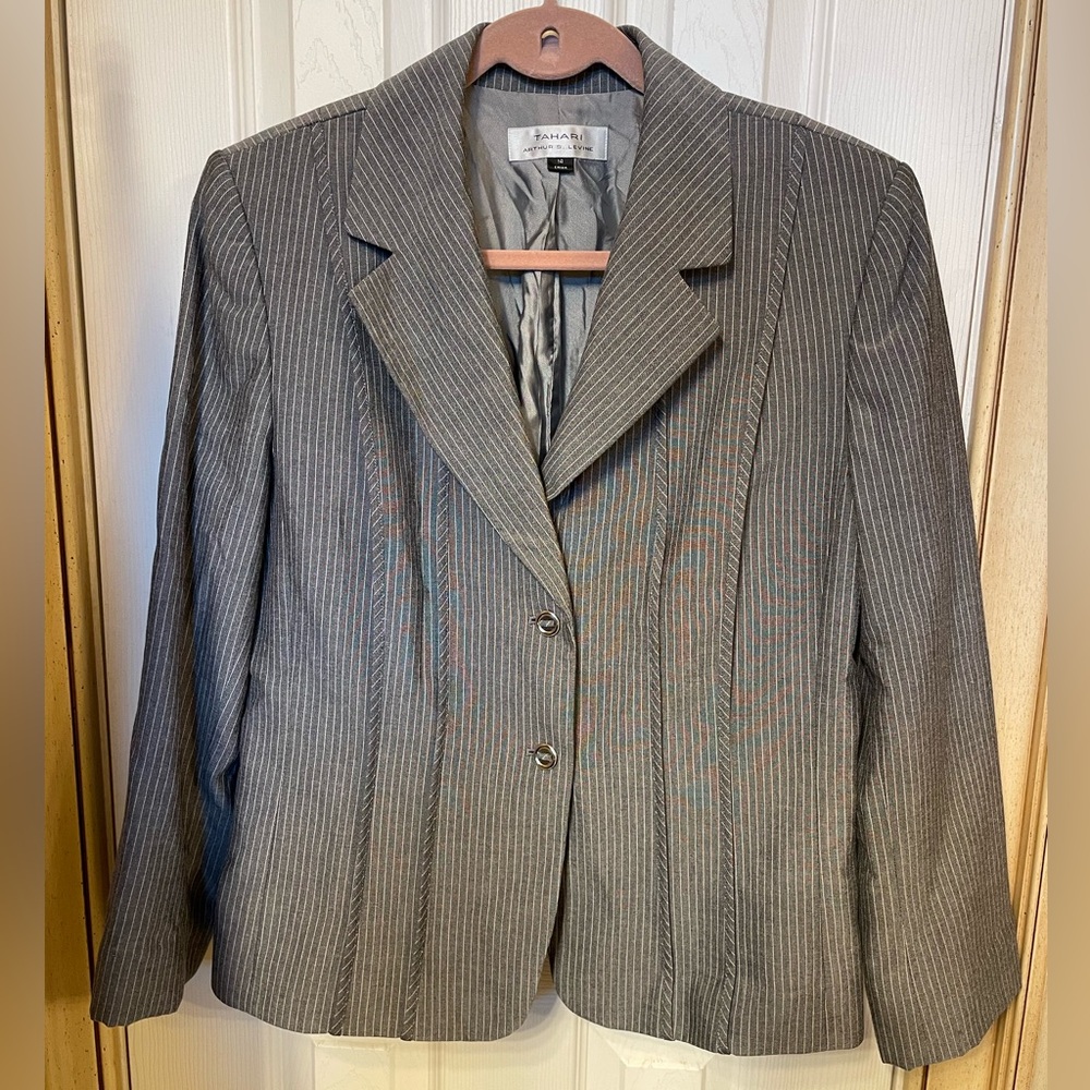 Tahari Gray Pinstripe Women's Blazer